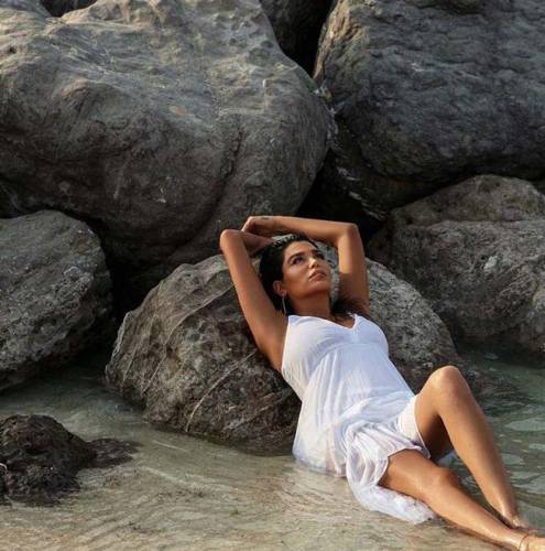 آدرس اینستاگرام احلام خواننده