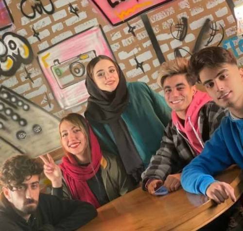 محبوبیت نیکا فلاحی در تیک تاک