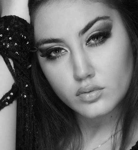 نگاهی به خانواده حانی حسینی