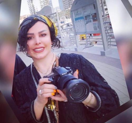 فلور نظری که در آلمان زندگی می کند