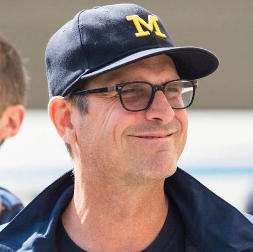 شرط بندی روی مسابقات پوکر فیل هلموث و دنیل نگرانو + معرفی سایت معتبر