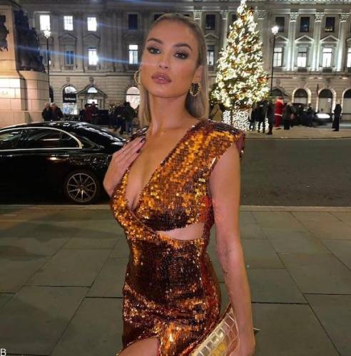 با رزبرترام دوست دختر جدید بلژیکی کیلیان امباپه بیشتر آشنا بشید! (+عکس و بیوگرافی) ماجرای آشنایی کیلیان امباپه و رز برترام