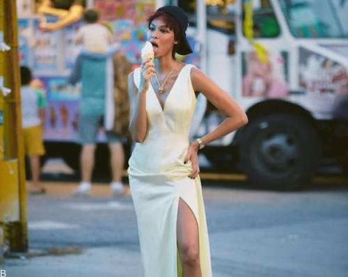 ازدواج و جدایی جوان اسمالز