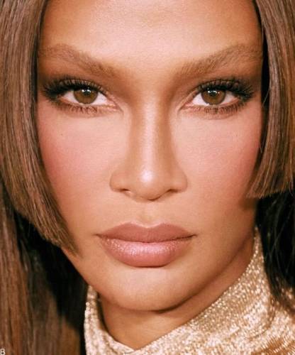 جوآن اسمالز پدیده مدلینگ آمریکایی 