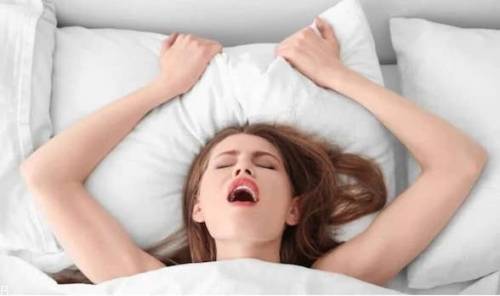 5 مزیت خود ارضایی در دختران و پسران (+عکس)