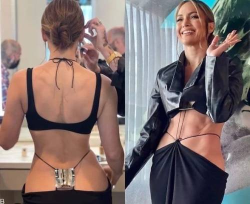 لباس برهنه لوپر 