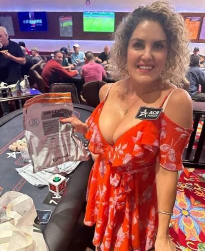 مقایسه پوکر اولتیمیت تگزاس هولدم و کارابین (20)