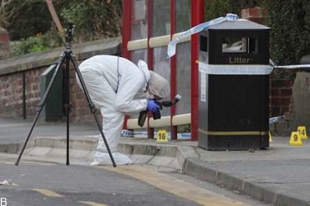 تجاوز جنسی و لخت شدن یک زن توسط مردی دیوانه