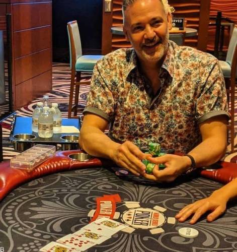 بررسی کارت ها در بازی پوکر و فلاش رویال