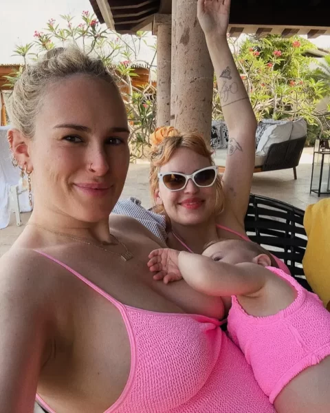 عکس های سکسی رومر و لوئتا ویلیس