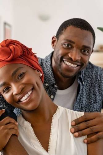 مردی که از رابطه جنسی خود با سه همسرش میگوید!!! (+عکس)