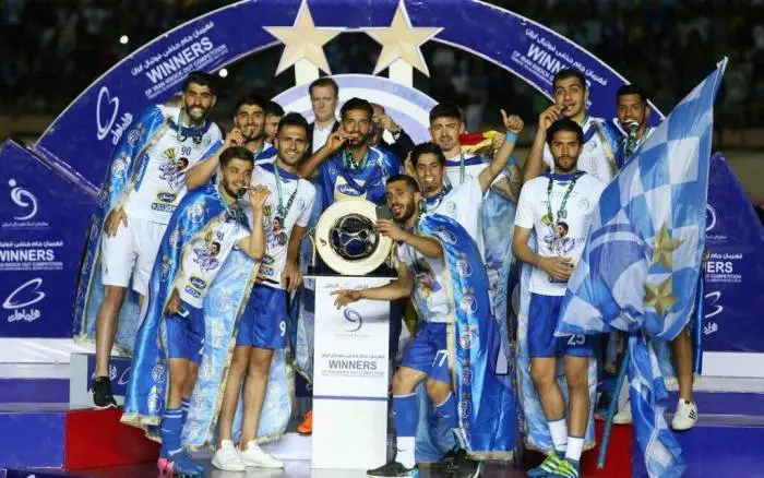 فرم پیش بینی بازی استقلال و ذوب آهن (هفته دوم)